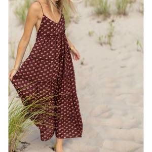 NEW MAI charlie midi dress in port fleur